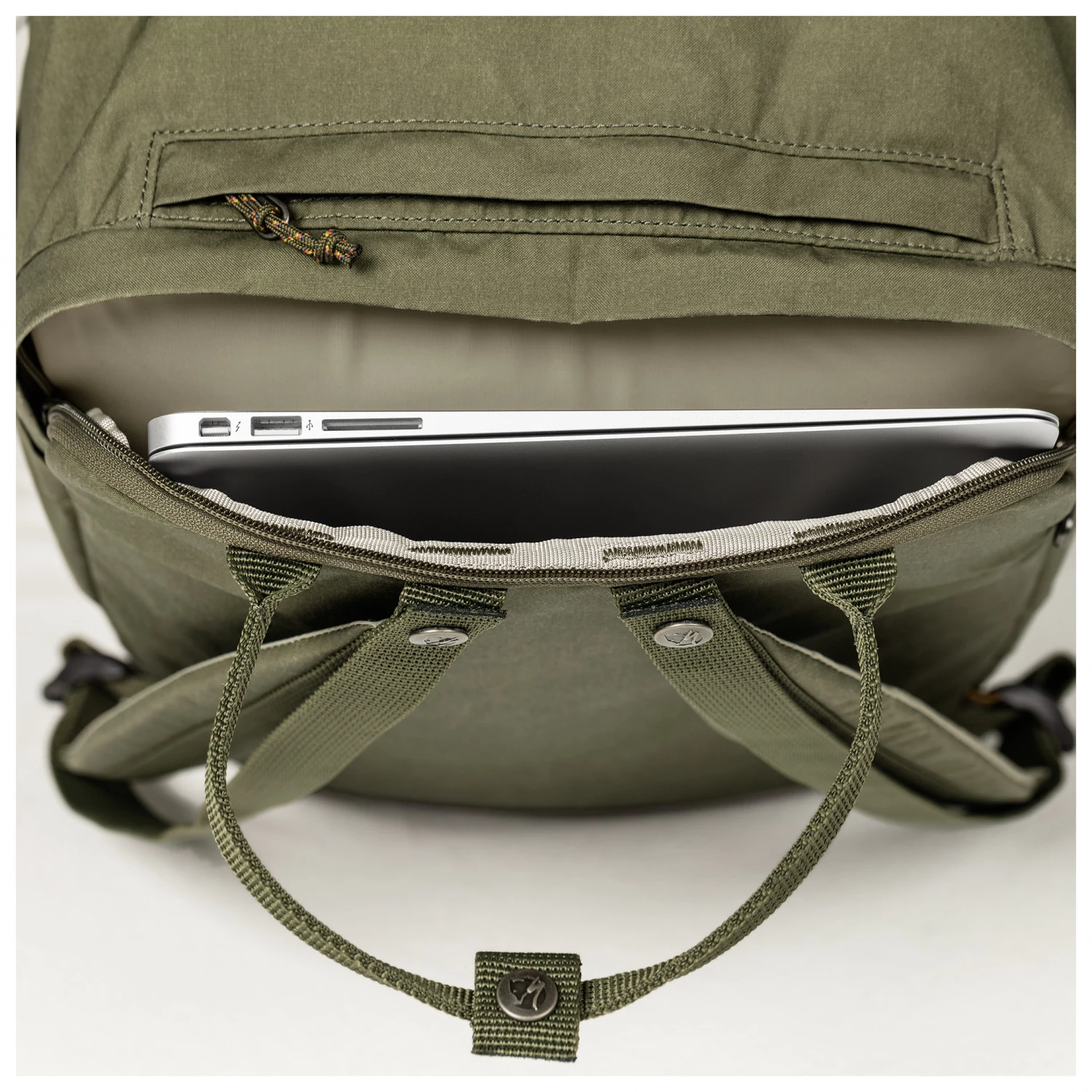 Specialized-Fjällräven - Cave Pack - Sac à dos journée 4 Specialized-Fjällräven - Cave Pack - Sac à dos journée – Image 2